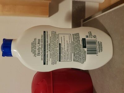 Garnier Body Urea 24h glättende Creme-Milk 400ml