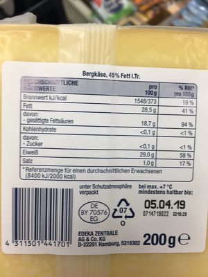 EDEKA Herzstücke Bergbauern Bergkäse am Stück 45% 200g VLOG GQB