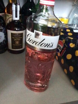 Gordon's Premium Pink Distilled Gin 37,5% 0,7l