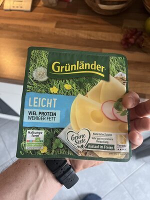 Grünländer Scheiben Leicht 30% Dreiviertelfettstufe 17% Absolut 140g