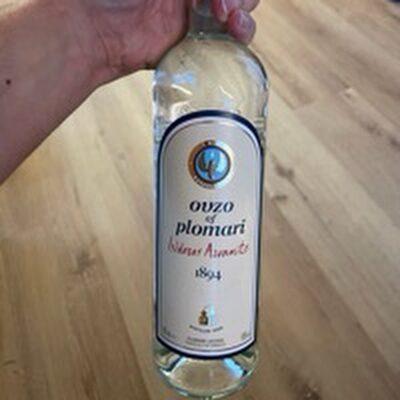 Ouzo Plomari 40% 0,7l