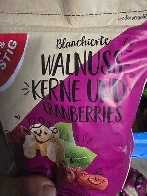 GUT&GÜNSTIG Walnusskerne blanchiert und Cranberries 200g