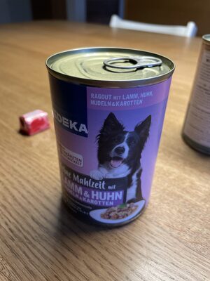 EDEKA Herzstücke Feine Mahlzeit mit Lamm,Huhn,Nudeln und Karotten 400g